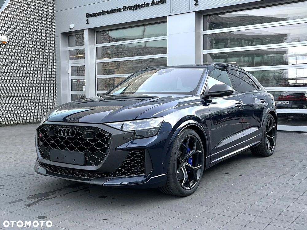 Audi RS Q8 - 1