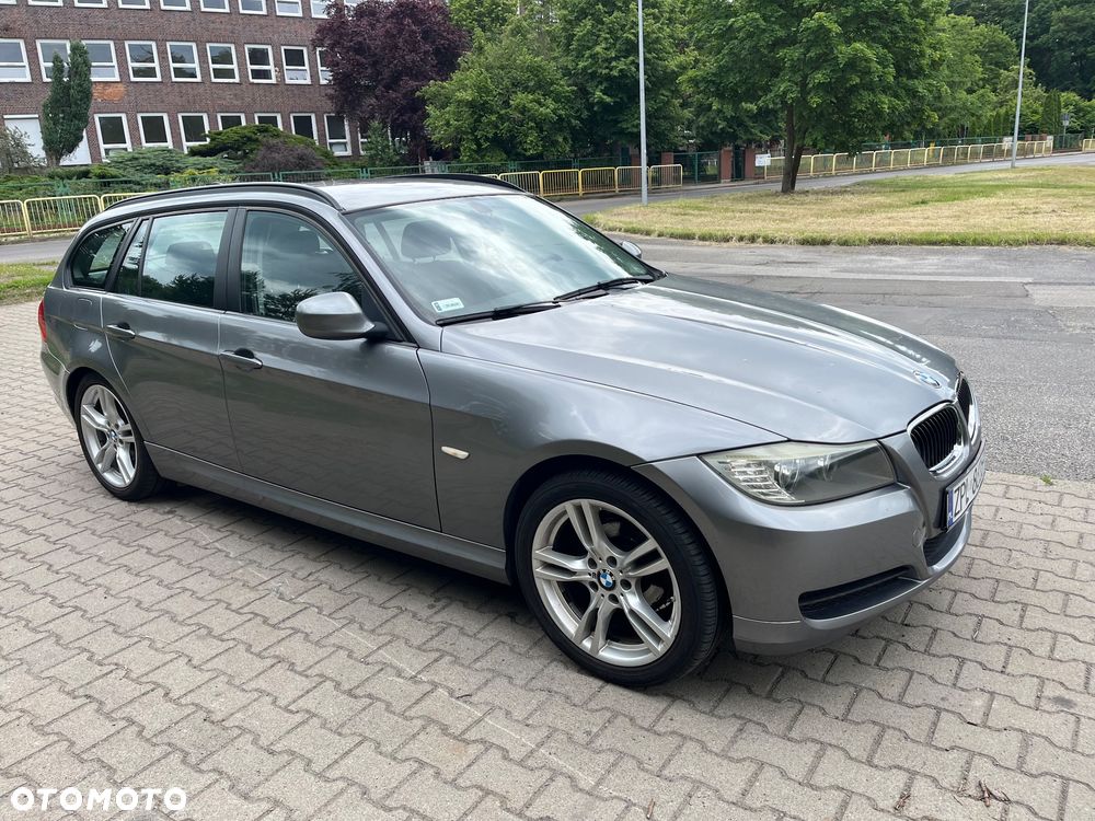 BMW Seria 3 318d - 2