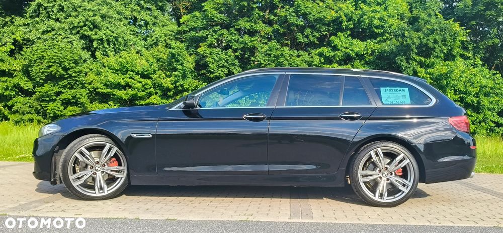 BMW Seria 5 520d xDrive Luxury Line - 2