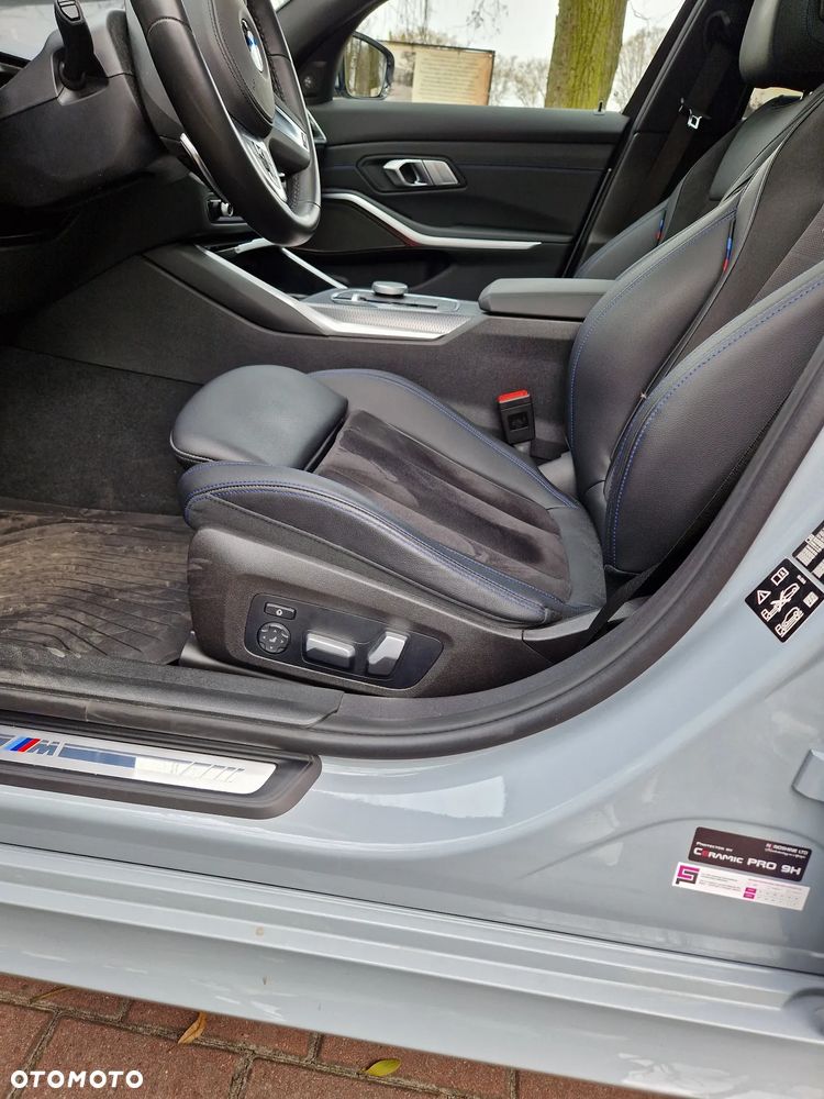 BMW Seria 3 330i xDrive M Sport - 20