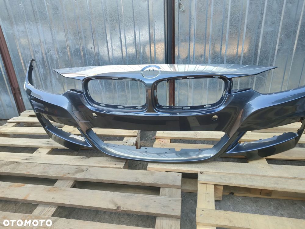 zderzak przód przedni bmw f30 f31 01.12-12.19r xenon x4 pdc m-pakiet 475 – Black Sapphire Metallic, A83 – Glaciersilver Metallic, A300 – Alpine White III, A96 – Mineral White Metallic, X10 – Tanzanite Blue II Metallic (Individual), B45 – Estoril Blue II Metallic, A89 – Imperial Blue Xirallic, 668 – Jet Black, 416 – Carbon Black Metallic, B39 – Mineralgrau Metallic, A96 – Mineral White Metallic, 416 – Carbon Black Metallic, X02 – Citrin Black Metallic (Individual), A75 – Melbourne Red Metallic, A92 – Orion Silver Metallic, C10 – Mediterranean Blue Metallic, C08 – Jucaro Beige Metallic, A76 – Deep Sea Blue Metallic, B39 – Mineralgrau Metallic, B40 – Liquid Blue Metallic, A52 – Space Grey Metallic, B53 – Sparkling Brown Metallic, B06 – Sunset Orange Metallic, C1X – Phytonic Blue Metallic, B65 – Mineral Blue Metallic, A17 – Havanna Metallic - 3