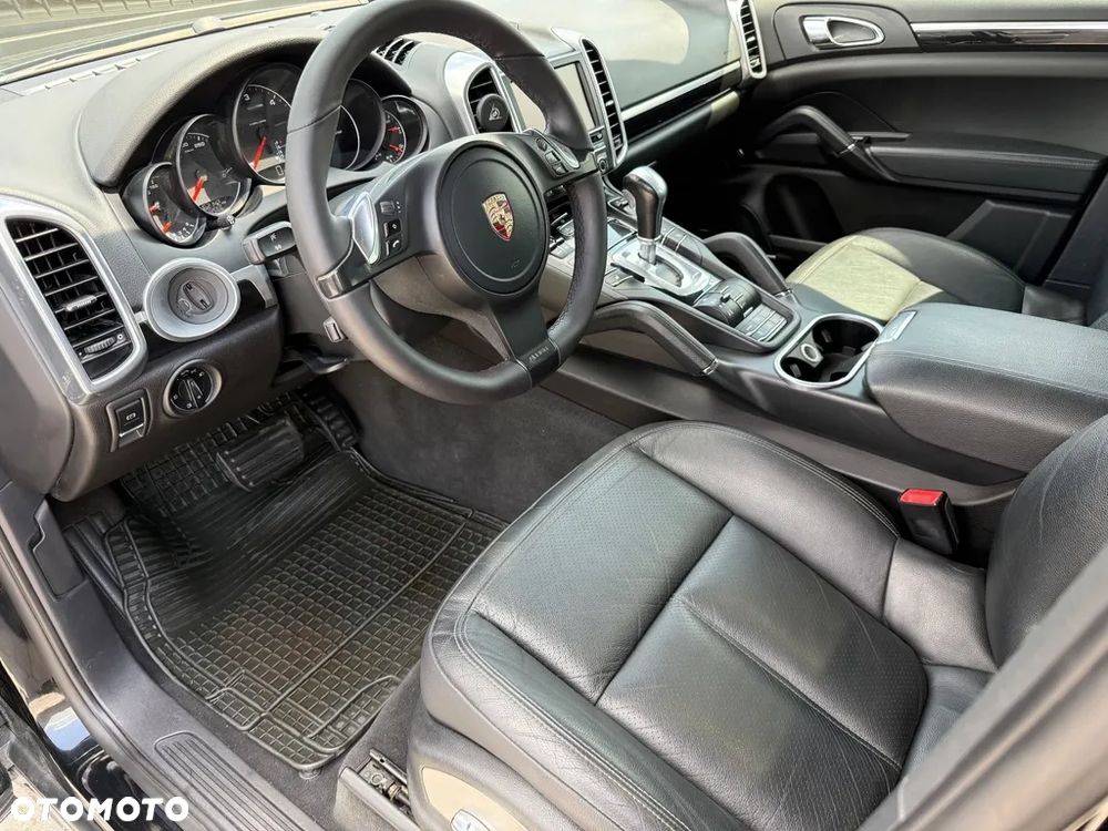 Porsche Cayenne Diesel Platinum Edition - 15