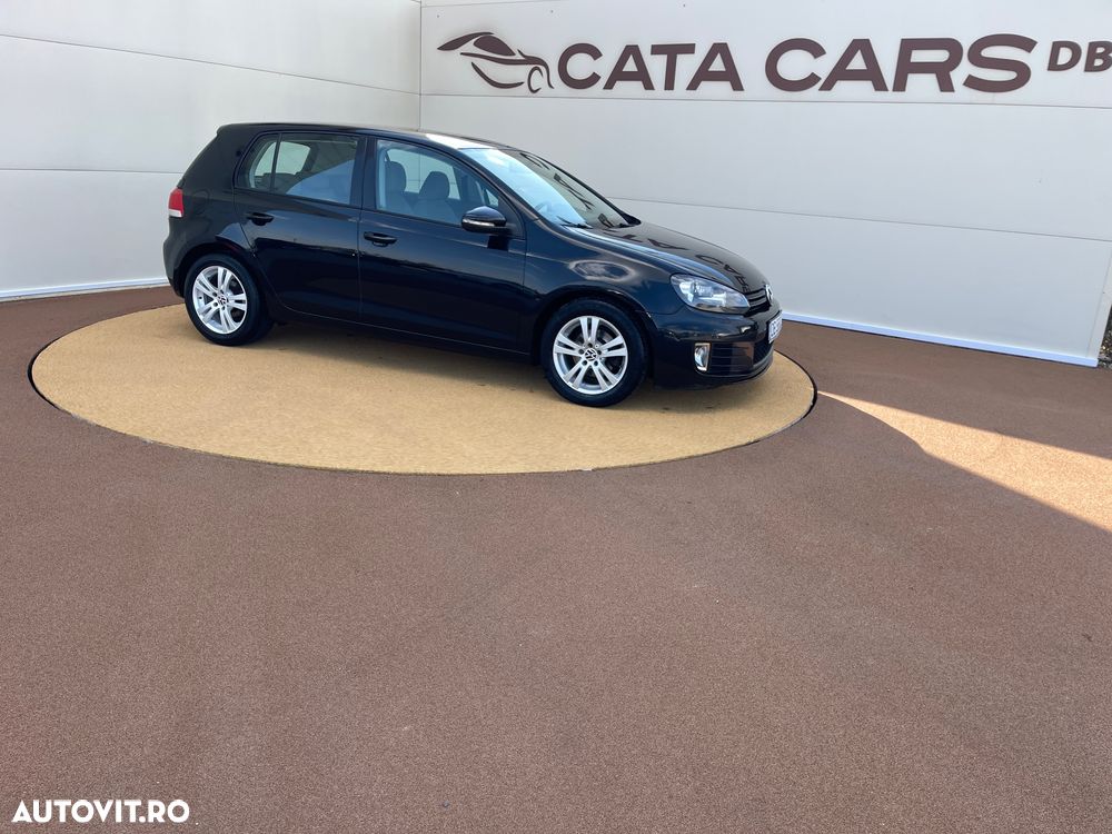 Volkswagen Golf - 22