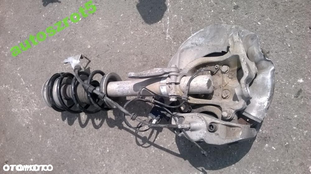 BMW E60 E61  ZWROTNICA PIASTA LEWA - 2