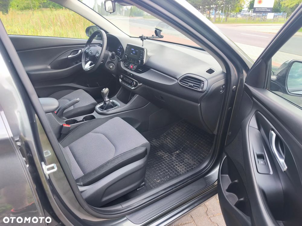 Hyundai i30 1.5 DPI Comfort - 16