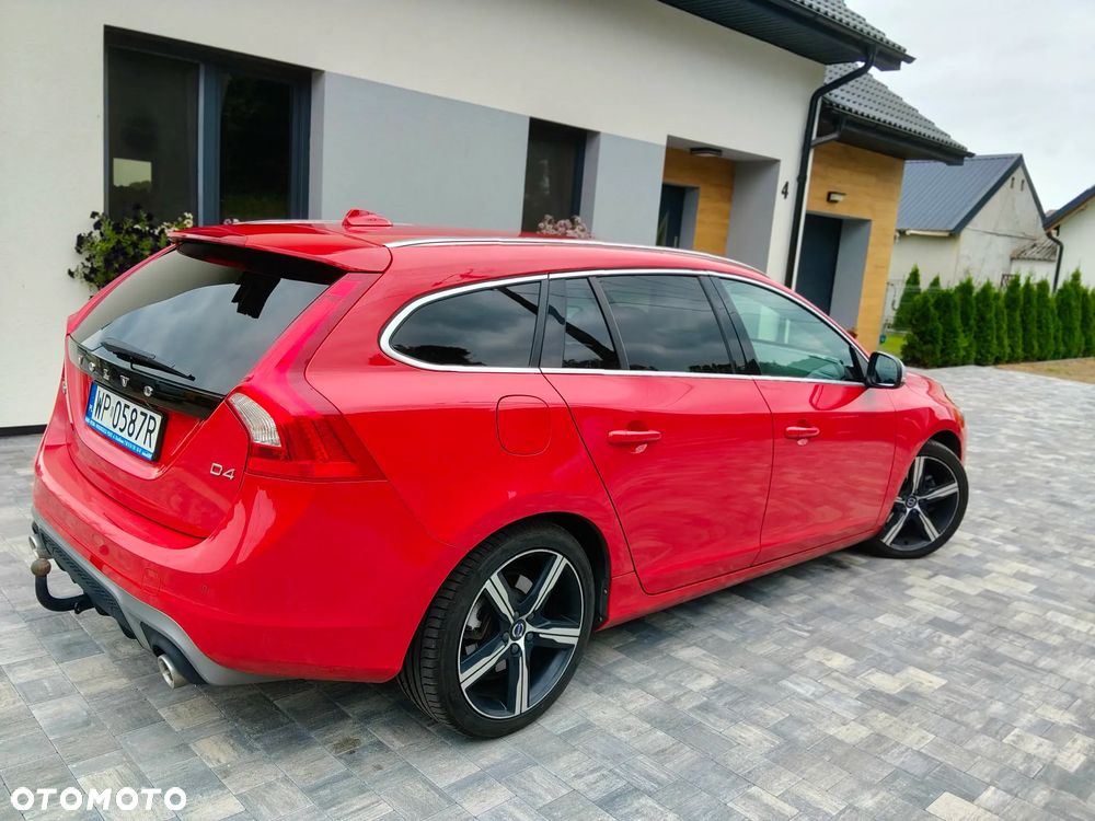 Volvo V60 D4 Drive-E R-Design Momentum - 5