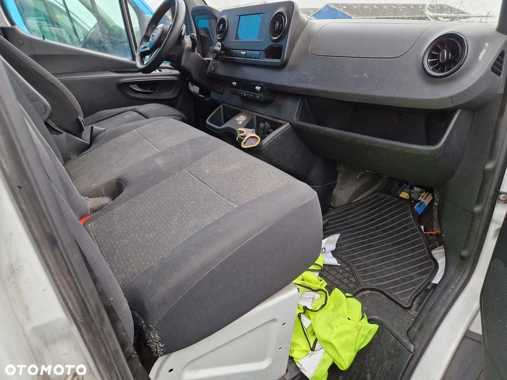 Mercedes-Benz SPRINTER - 7