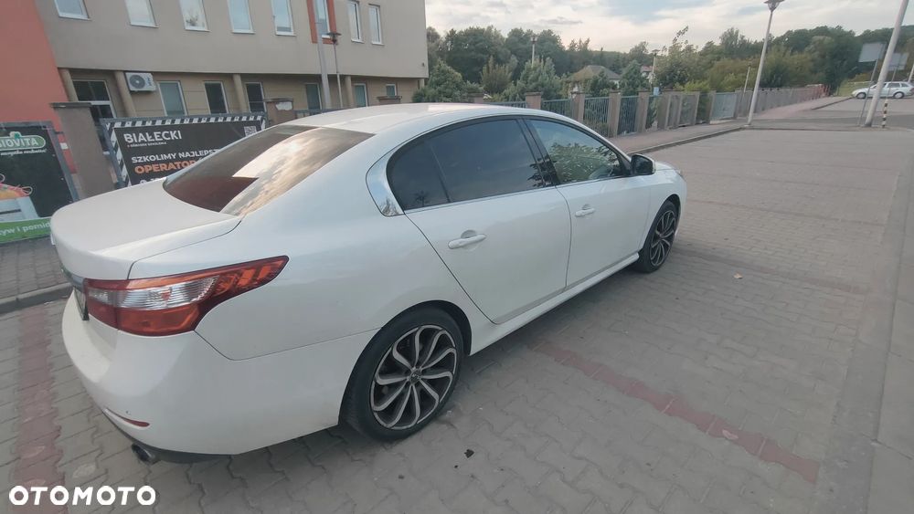 Renault Latitude - 5