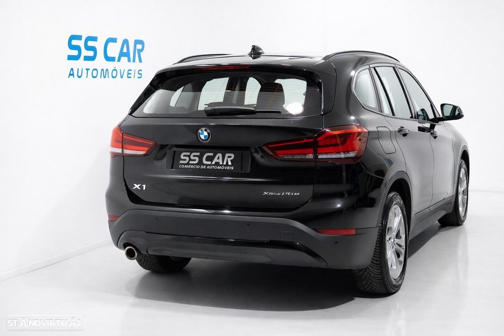 BMW X1 25 e xDrive Corporate Edition - 3