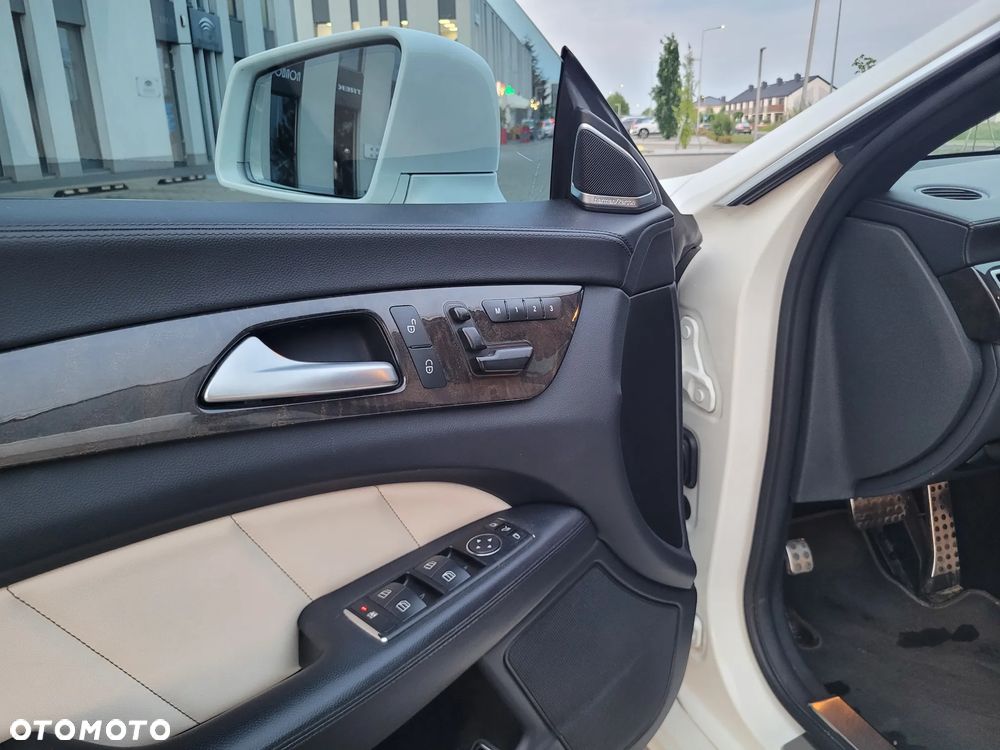 Mercedes-Benz CLS 350 CDI BlueEff - 22