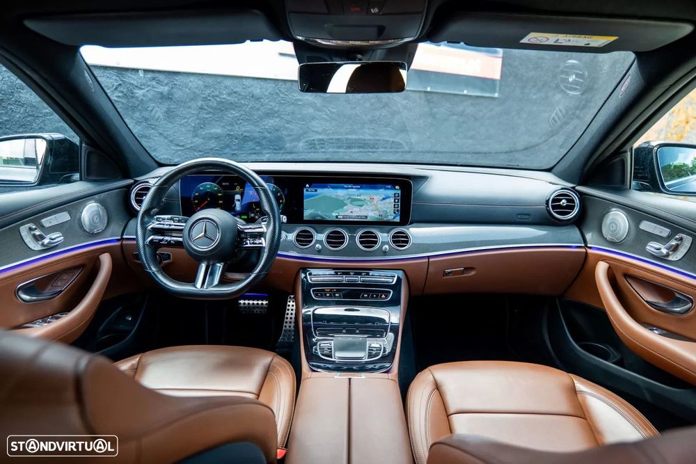 Mercedes-Benz E 300 de 4Matic T 9G-TRONIC AMG Line - 13