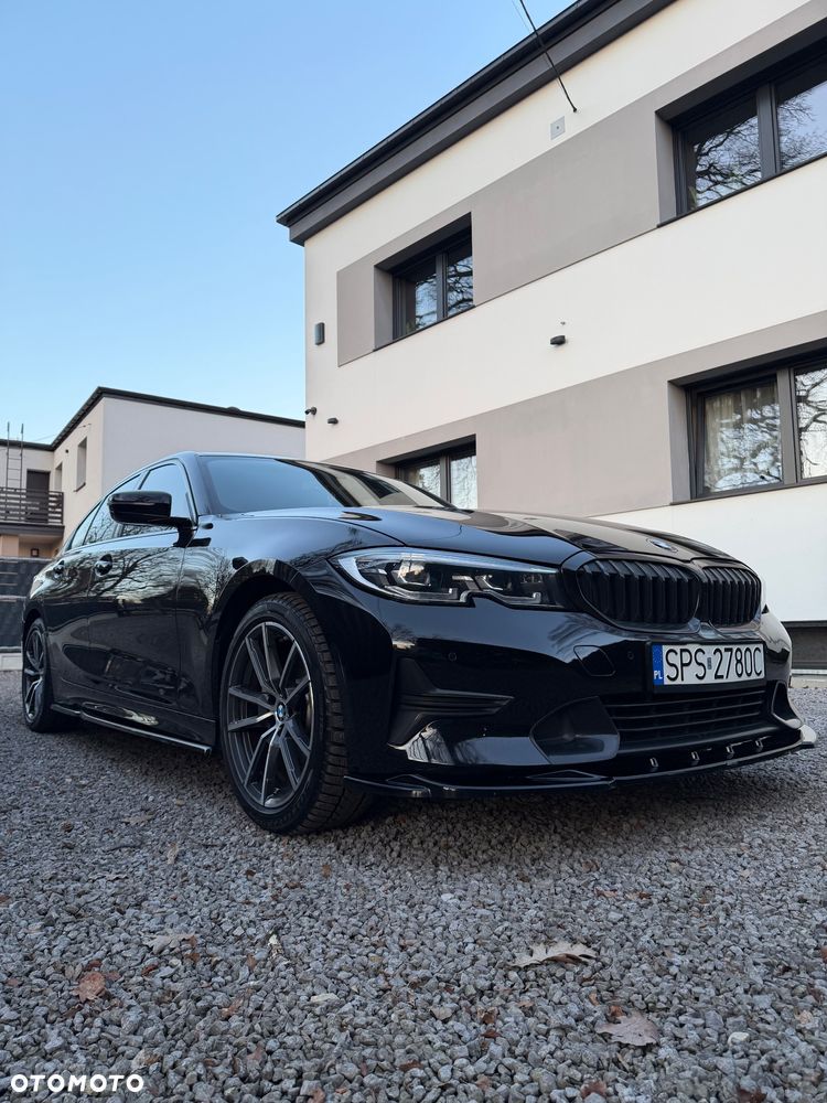 BMW Seria 3 330i - 11