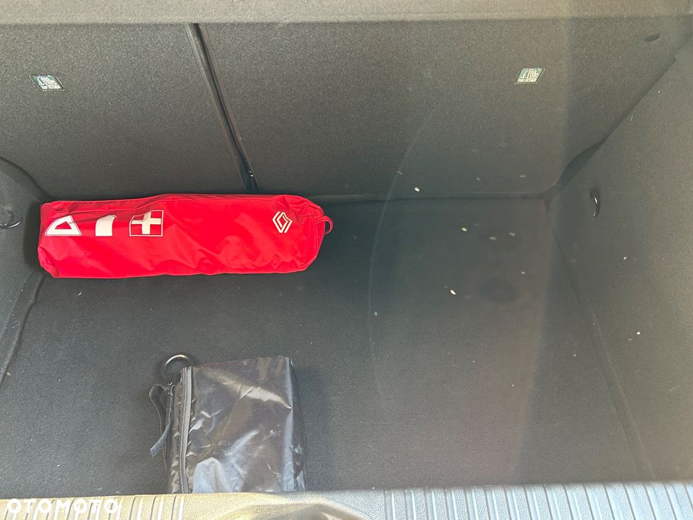 Renault Clio 1.0 TCe Equilibre - 11