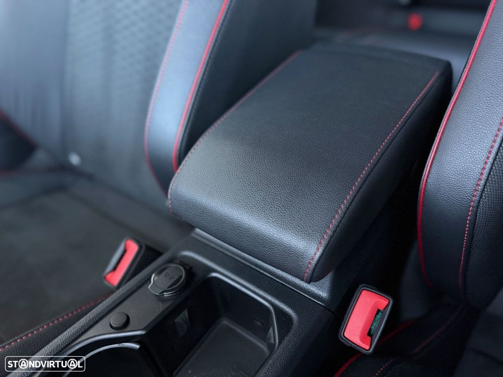 VW Golf 2.0 TSI GTI Clubsport DSG - 41