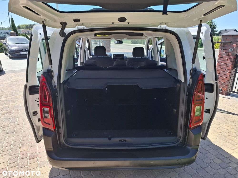 Citroën Berlingo M 1.2 PureTech Feel S&S - 11
