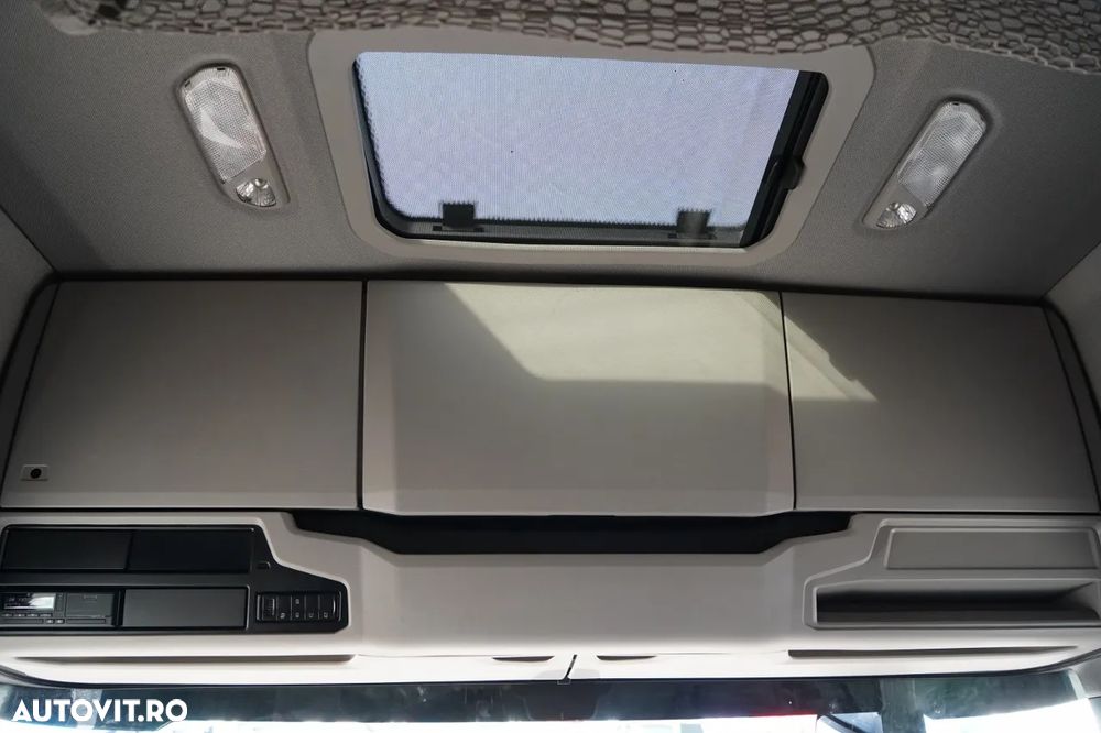 Scania S 580 / V8 / RETARDER / I-PARK COOL / FULL AIRMATIC / JANTE DIN ALIAJ / PIELE / ANVELOPE 100% / - 36