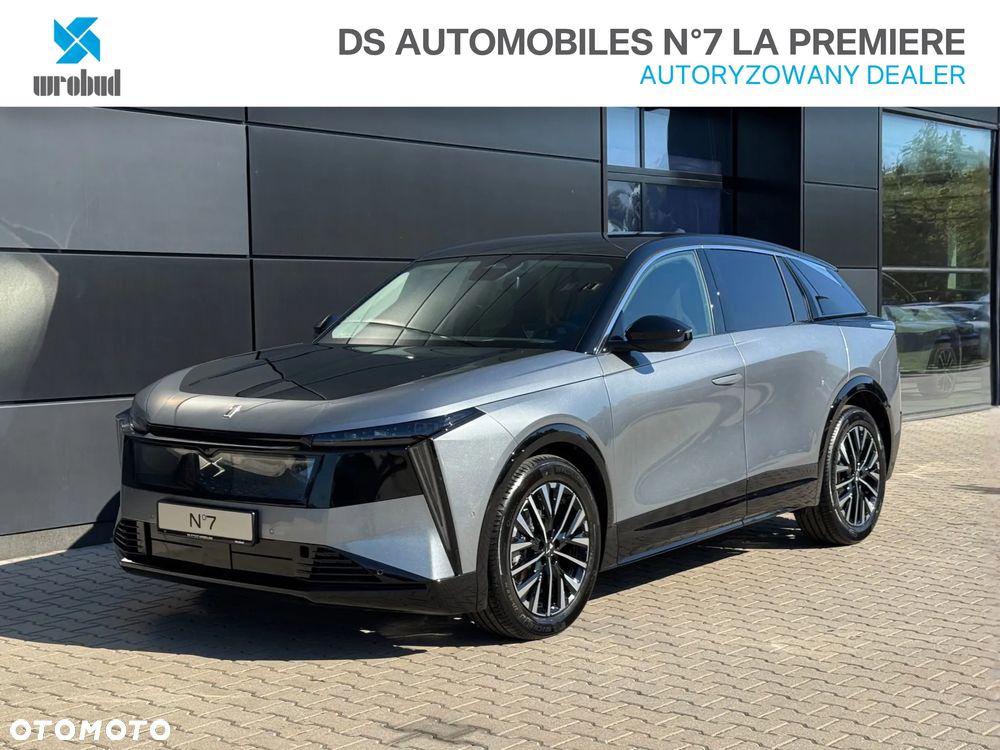 DS Automobiles N°7 N°7