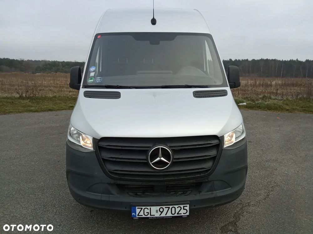 Mercedes-Benz SPRINTER - 4