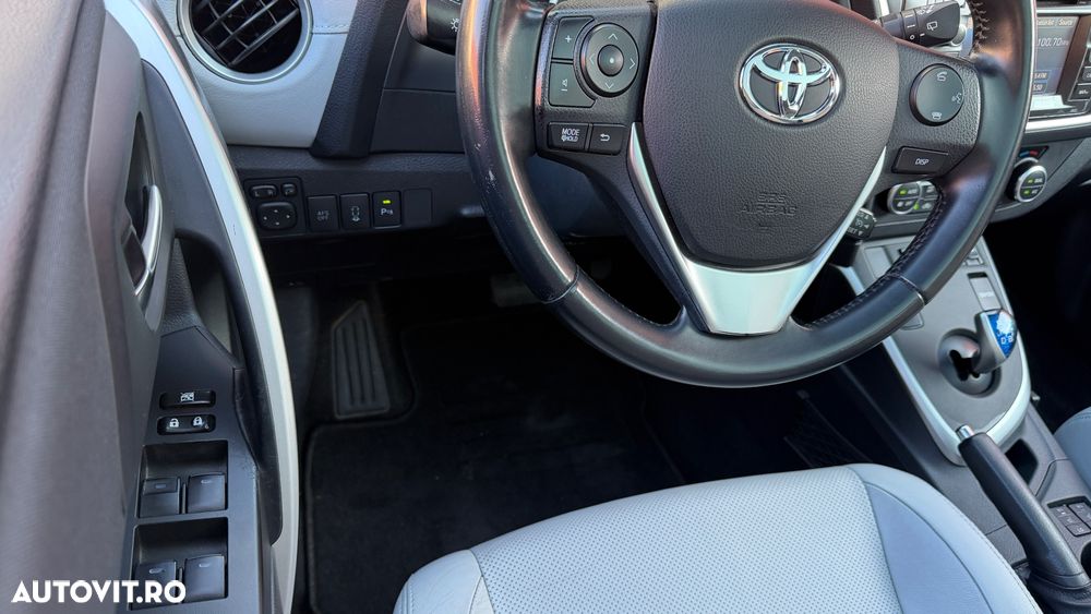Toyota Auris - 20