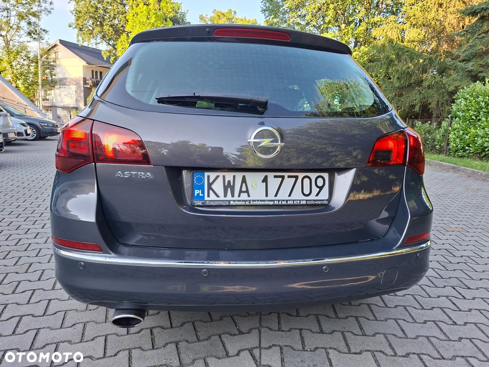 Opel Astra 1.4 T Cosmo - 11