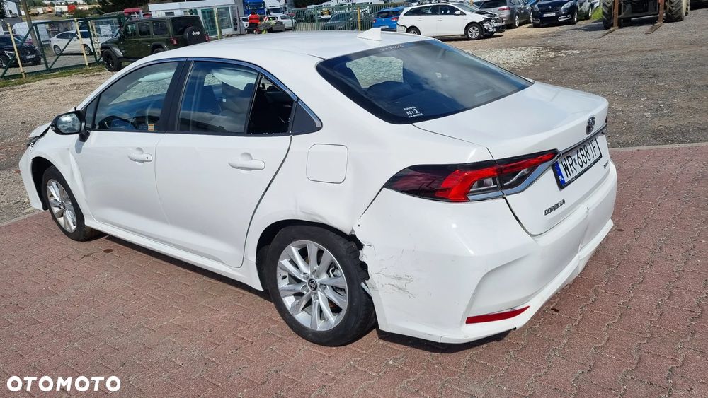 Toyota Corolla 1.8 Hybrid Active - 13
