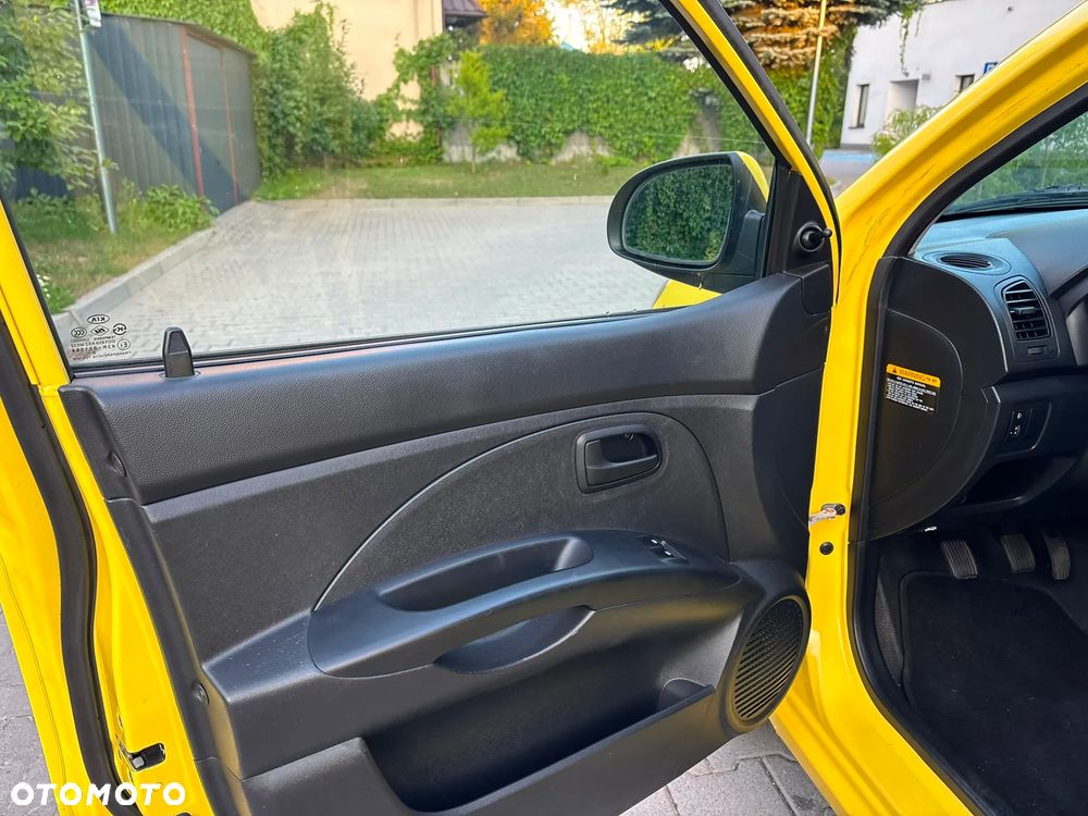 Kia Picanto - 10