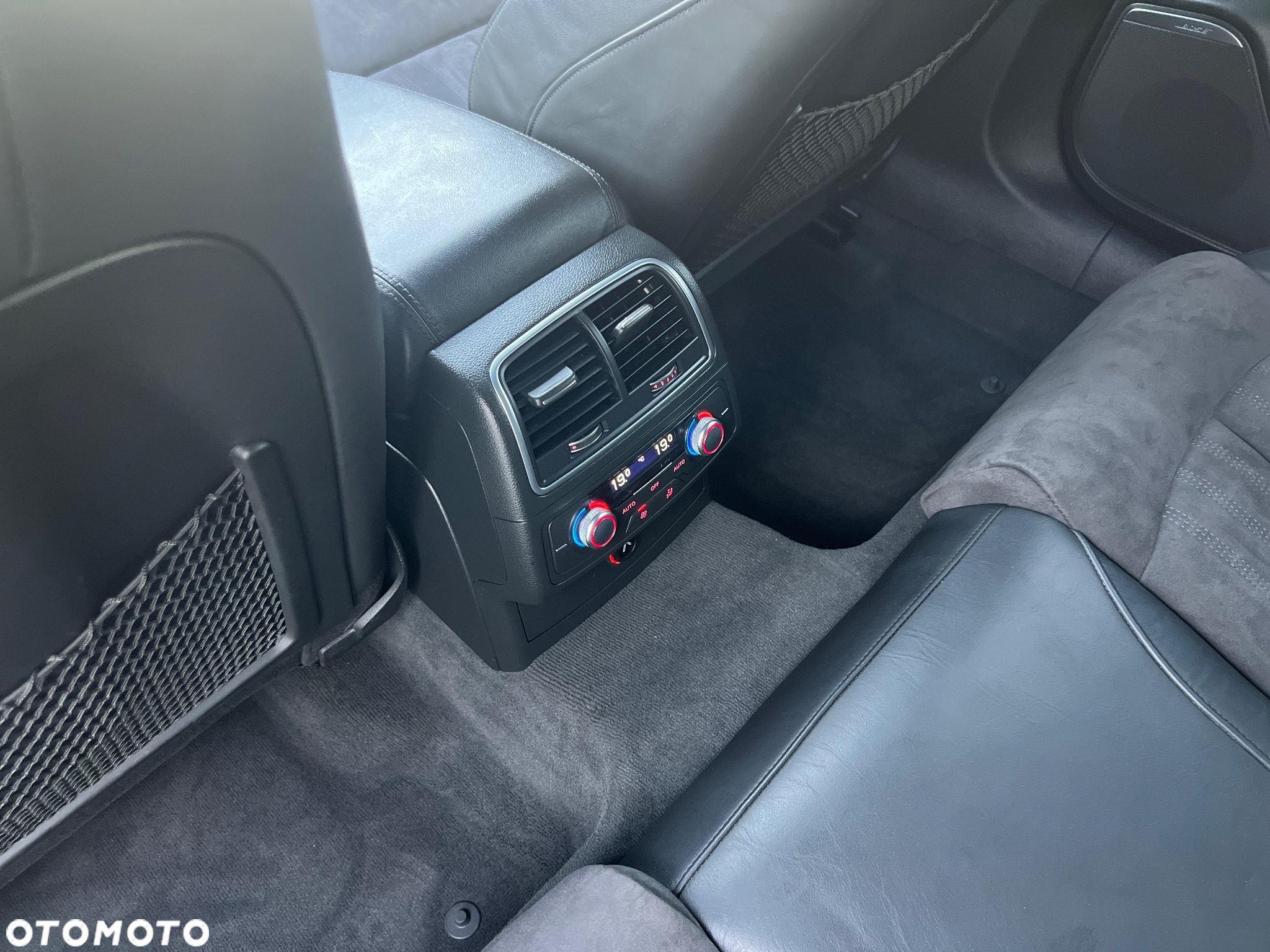 Audi A6 3.0 TDI Quattro S tronic - 24