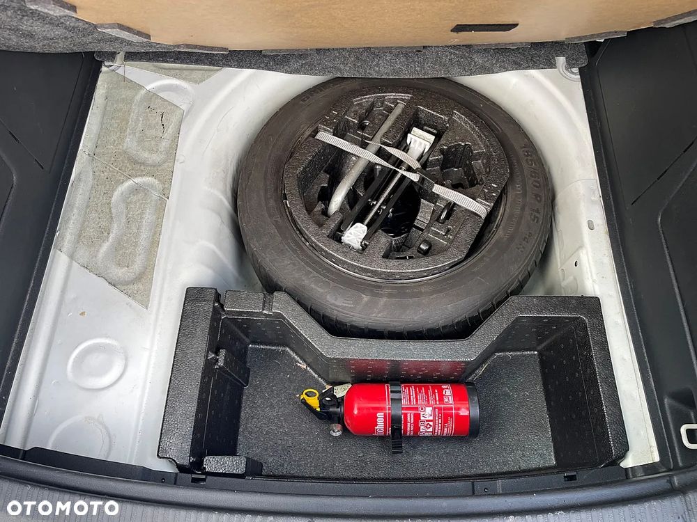 Skoda Fabia 1.0 TSI Ambition DSG - 9