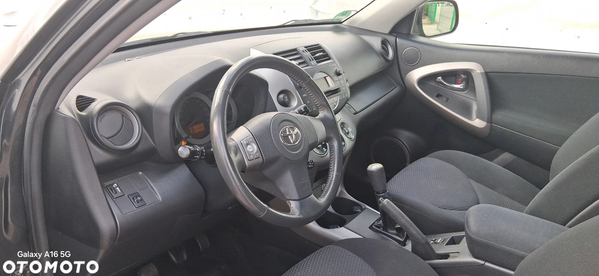 Toyota RAV4 2.0 4x4 Sol - 9