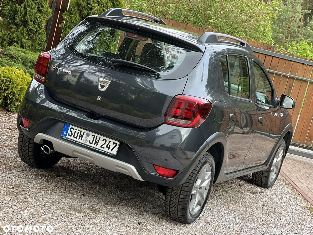 Dacia Sandero Stepway TCe 90 (S&S) Celebration - 16