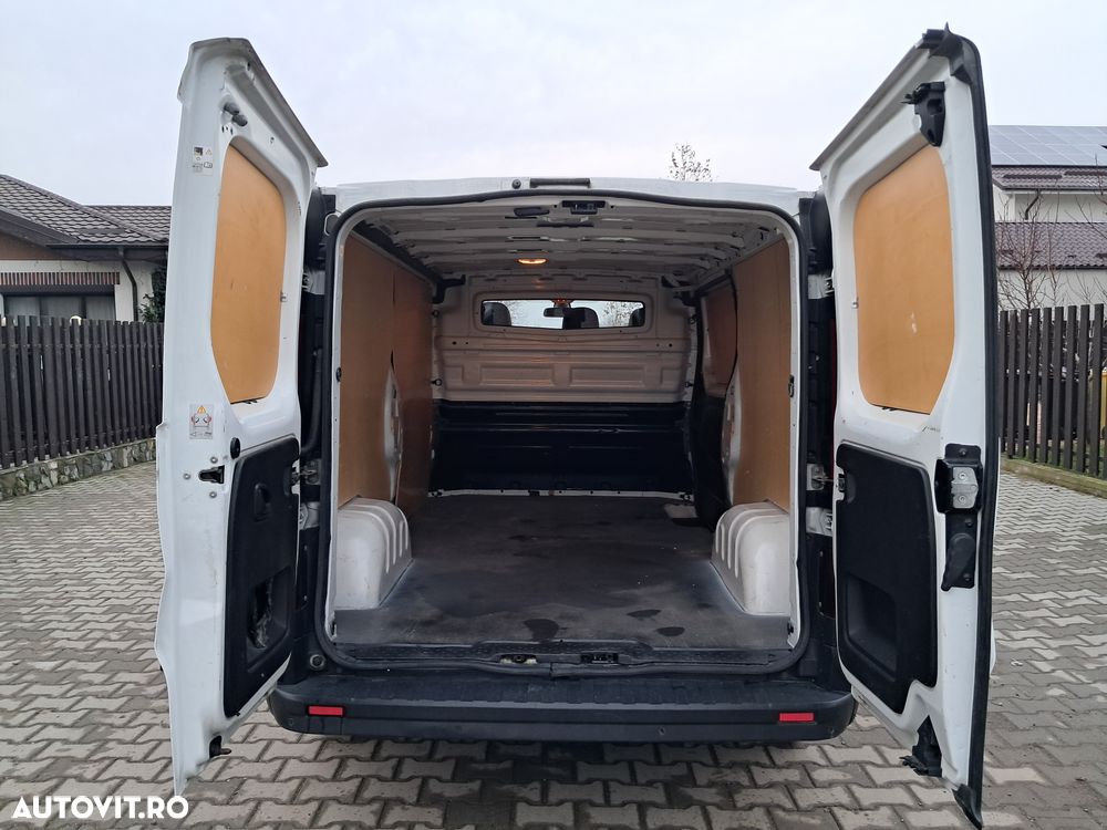 Renault TRAFIC - 10