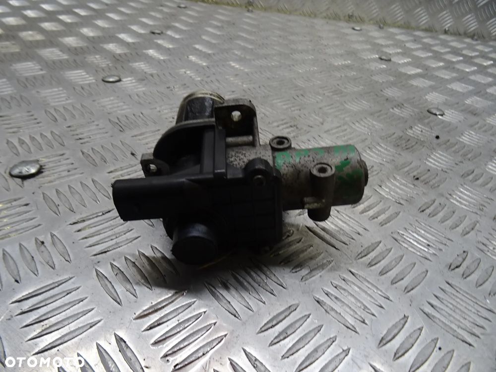VW PASSAT B5 LIFT KOMBI 2.0 TDI ZAWÓR EGR 038131501 - 2
