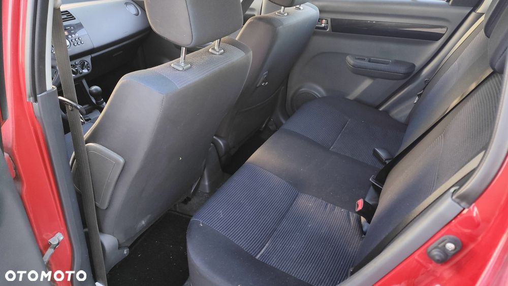 Suzuki Swift - 7