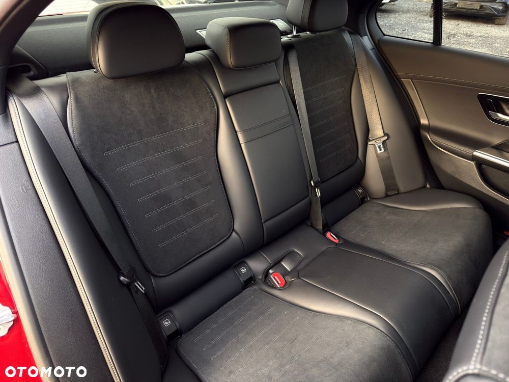 Mercedes-Benz Klasa C - 31