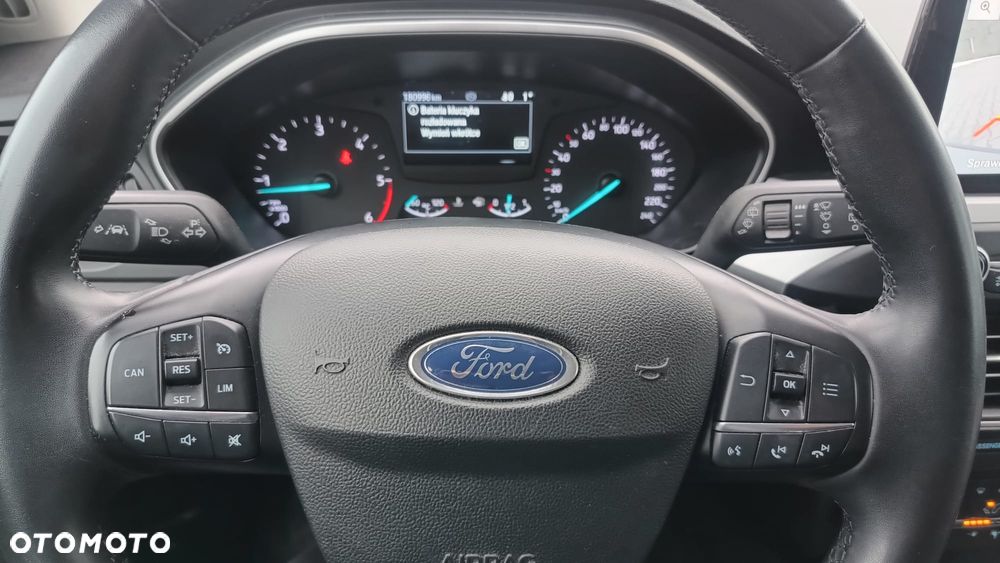 Ford Focus - 24