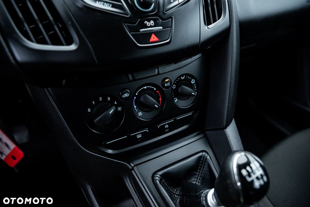 Ford Focus 1.6 TDCi Ambiente Start - 30