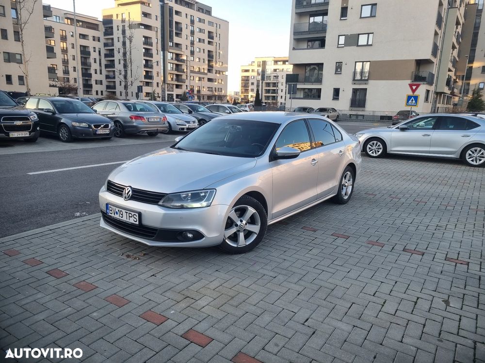 Volkswagen Jetta - 14