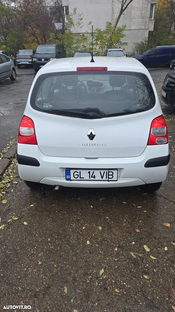 Renault Twingo 1.2 60 Authentique - 7