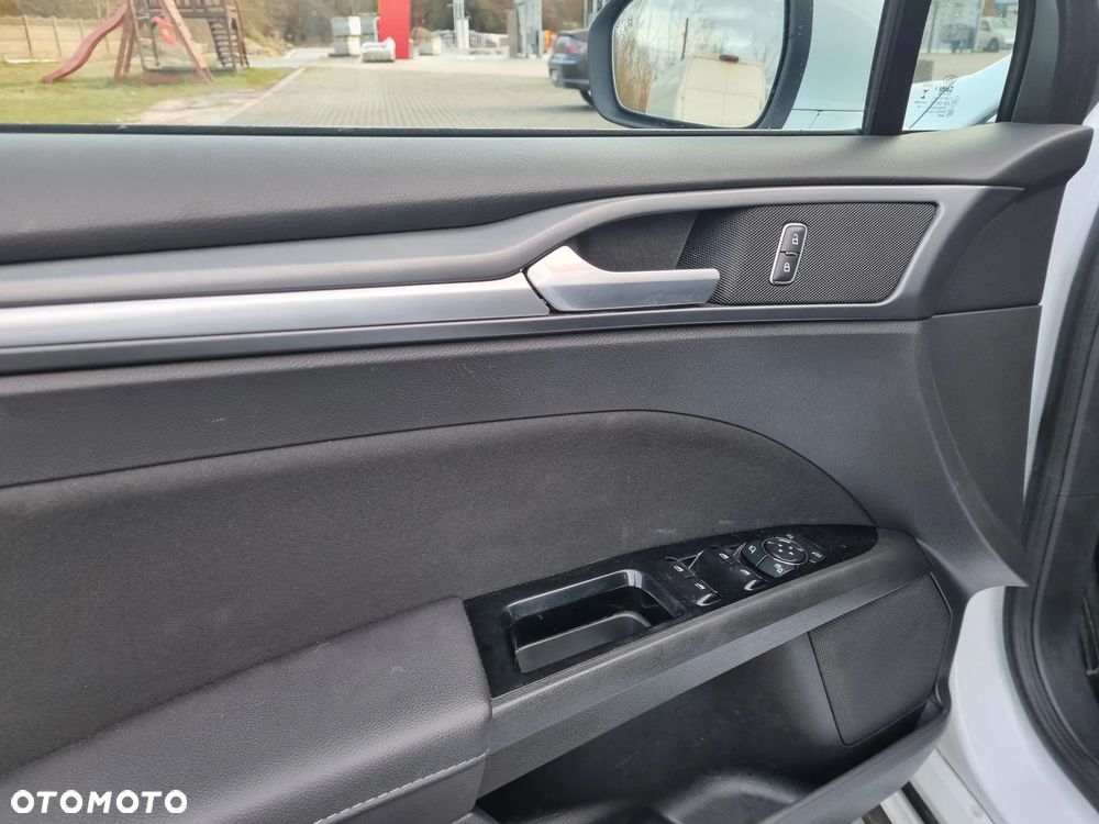 Ford Mondeo 2.0 TDCi Bi-Turbo PowerShift-Aut Titanium - 31