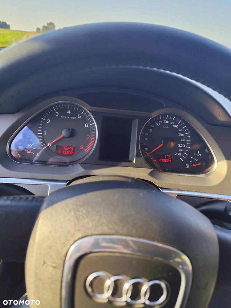 Audi A6 - 12