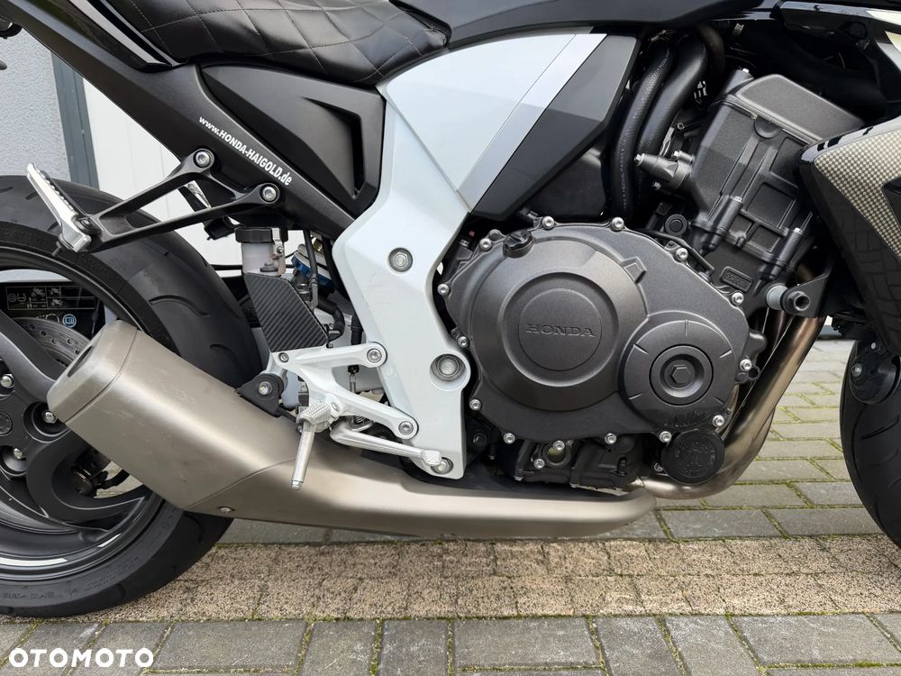 Honda CB - 23