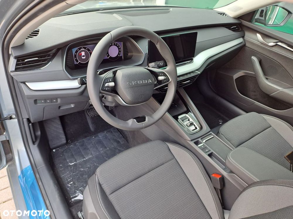 Skoda Octavia 1.5 TSI mHEV Drive Selection DSG - 10