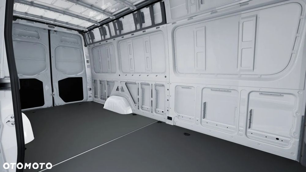 Mercedes-Benz Sprinter - 10