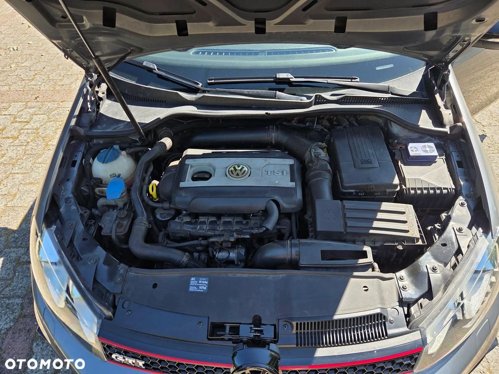 Volkswagen Golf - 12