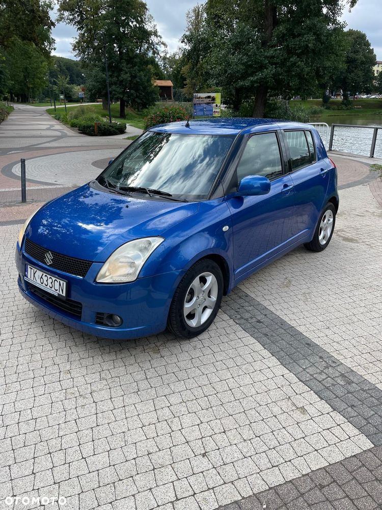Suzuki Swift - 1