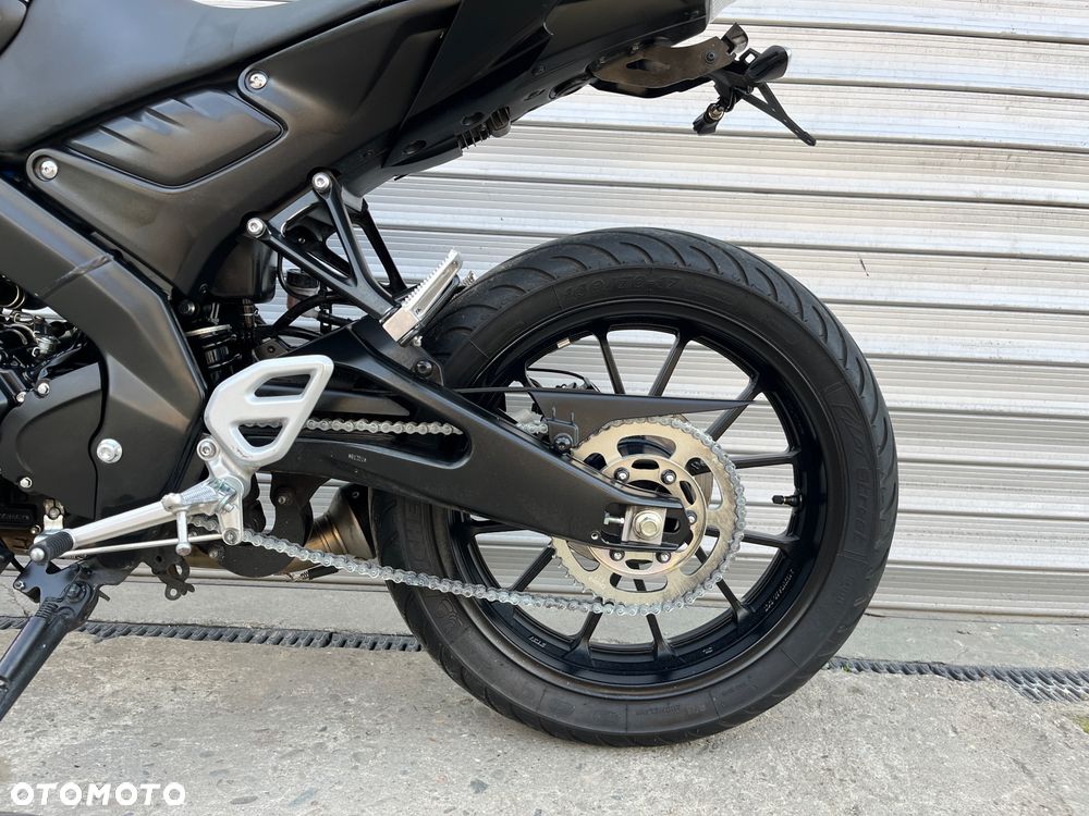 Yamaha MT - 34