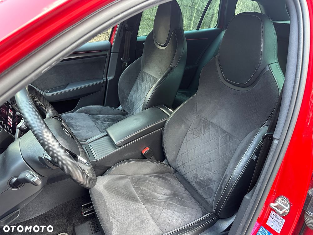 Skoda Superb 2.0 TSI 4x4 Sportline DSG - 18