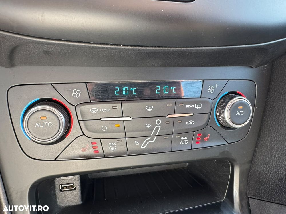 Ford Focus 1.5 EcoBlue Start-Stopp-System COOL&CONNECT - 17
