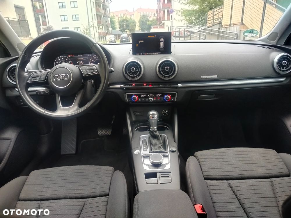 Audi A3 Sportback 35 TFSI Sport S tronic - 11
