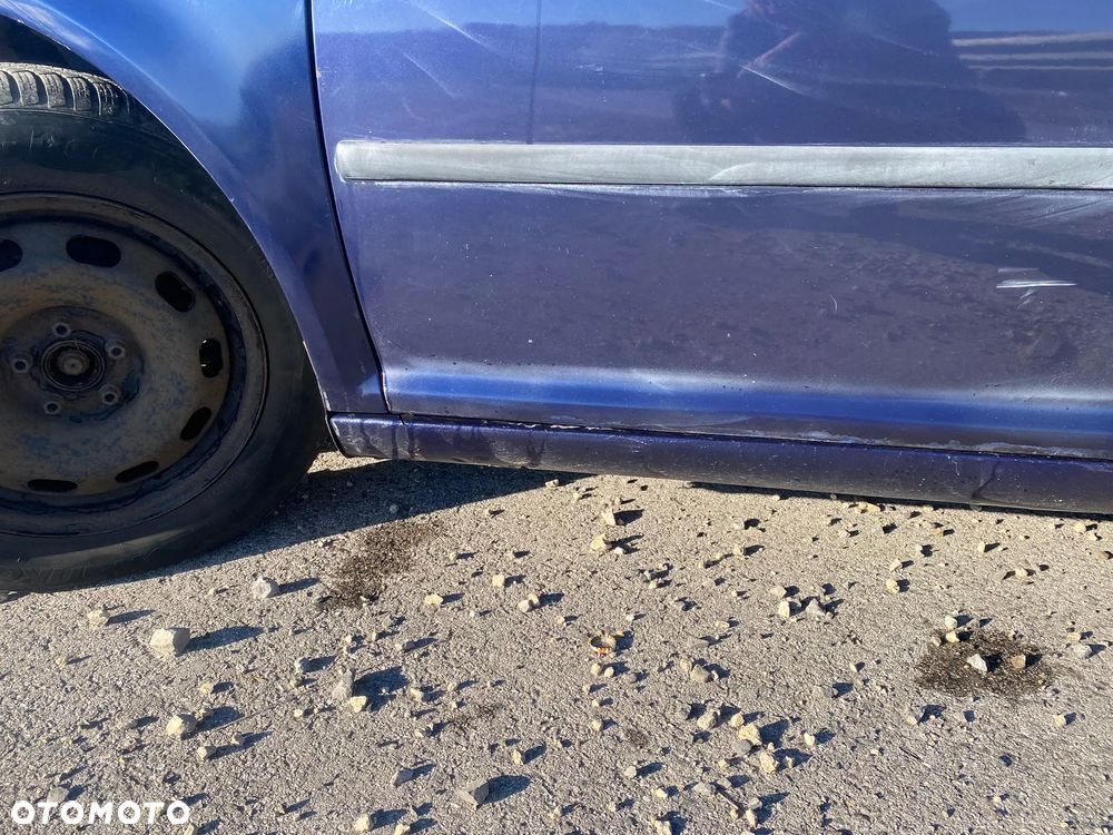 Volkswagen Golf 1.9 TDI Comfortline - 15